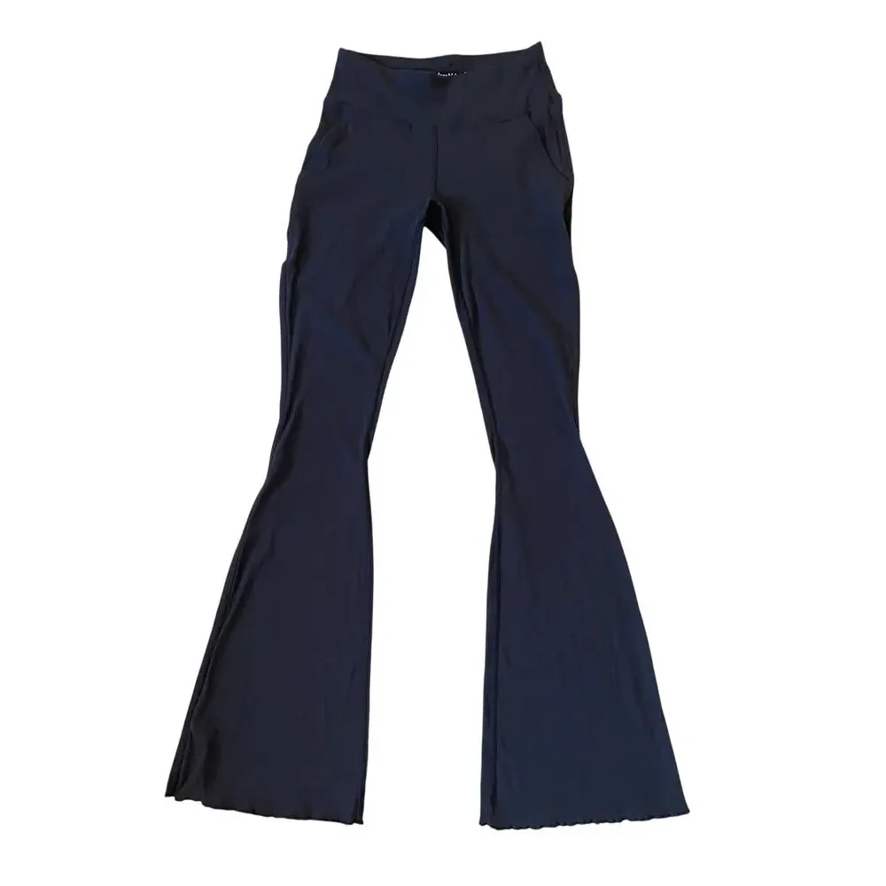 Outdoor Voices Superform Ribbed Flare Leggings BXS Black Athleisure Travel - Picture 7 of 13